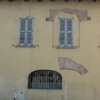 Vimercate, Palazzo Secco Borella Trotti, Particolare delle strutture murarie del fronte principale del palazzo (Fototeca ISAL, fotografia di R. Bresil)