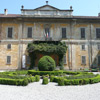 Vimercate, Villa Sottocasa, Particolare del fronte principale del palazzo (Fototeca ISAL, fotografia di R. Bresil)