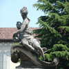 Brugherio, Villa Bolagnos Andreani Sormani, Decorazione scultorea dell